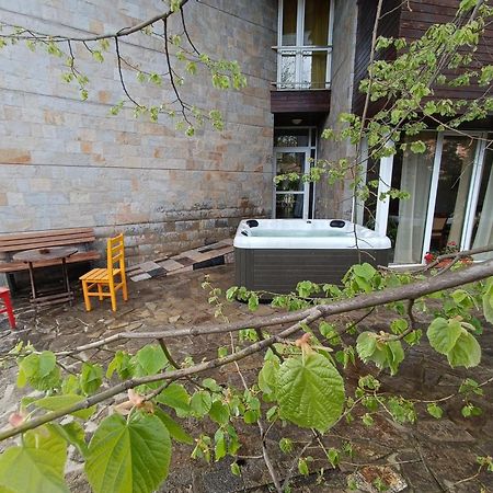 Villa "Forest Way" Pirdop Exterior foto
